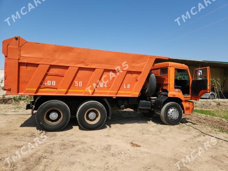 Kamaz 6520 2011 - 300 000 TMT - Керки - img 2