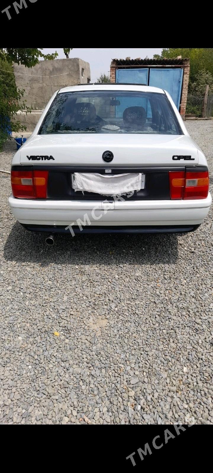Opel Vectra 1991 - 40 000 TMT - Bäherden - img 1