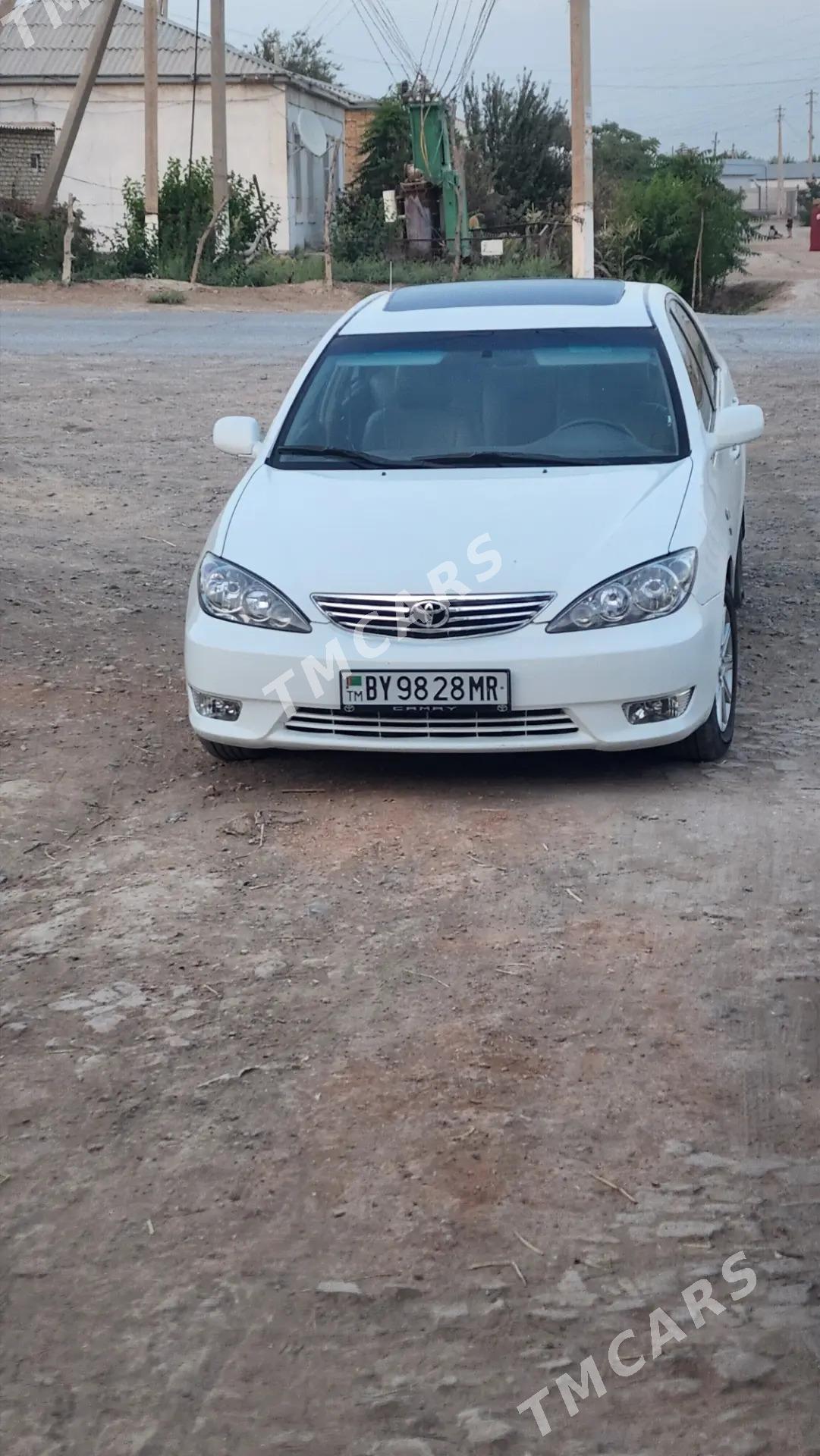 Toyota Camry 2002 - 180 000 TMT - Векильбазар - img 7