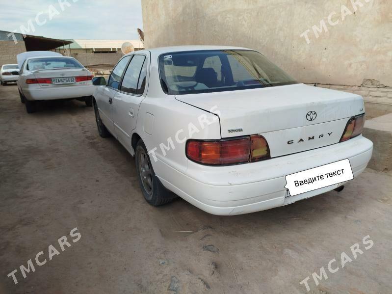 Toyota Camry 1995 - 90 000 TMT - етр. Туркменбаши - img 1