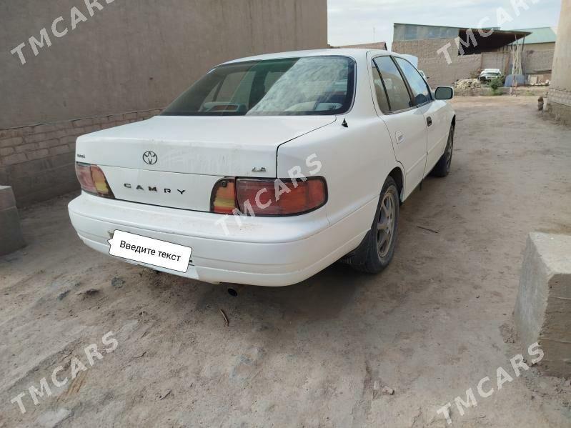 Toyota Camry 1995 - 90 000 TMT - етр. Туркменбаши - img 4
