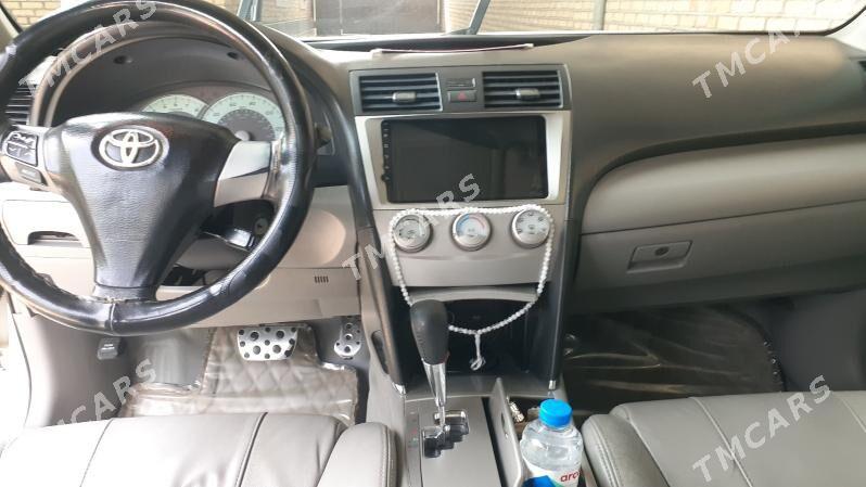 Toyota Camry 2011 - 230 000 TMT - Baýramaly - img 3