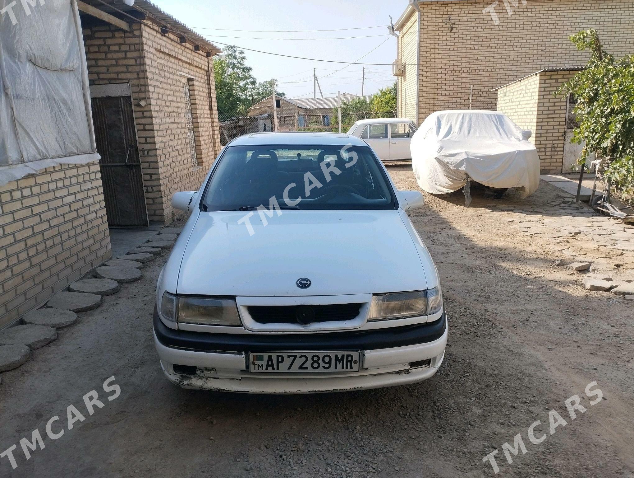 Opel Vectra 1993 - 17 000 TMT - Мары - img 4