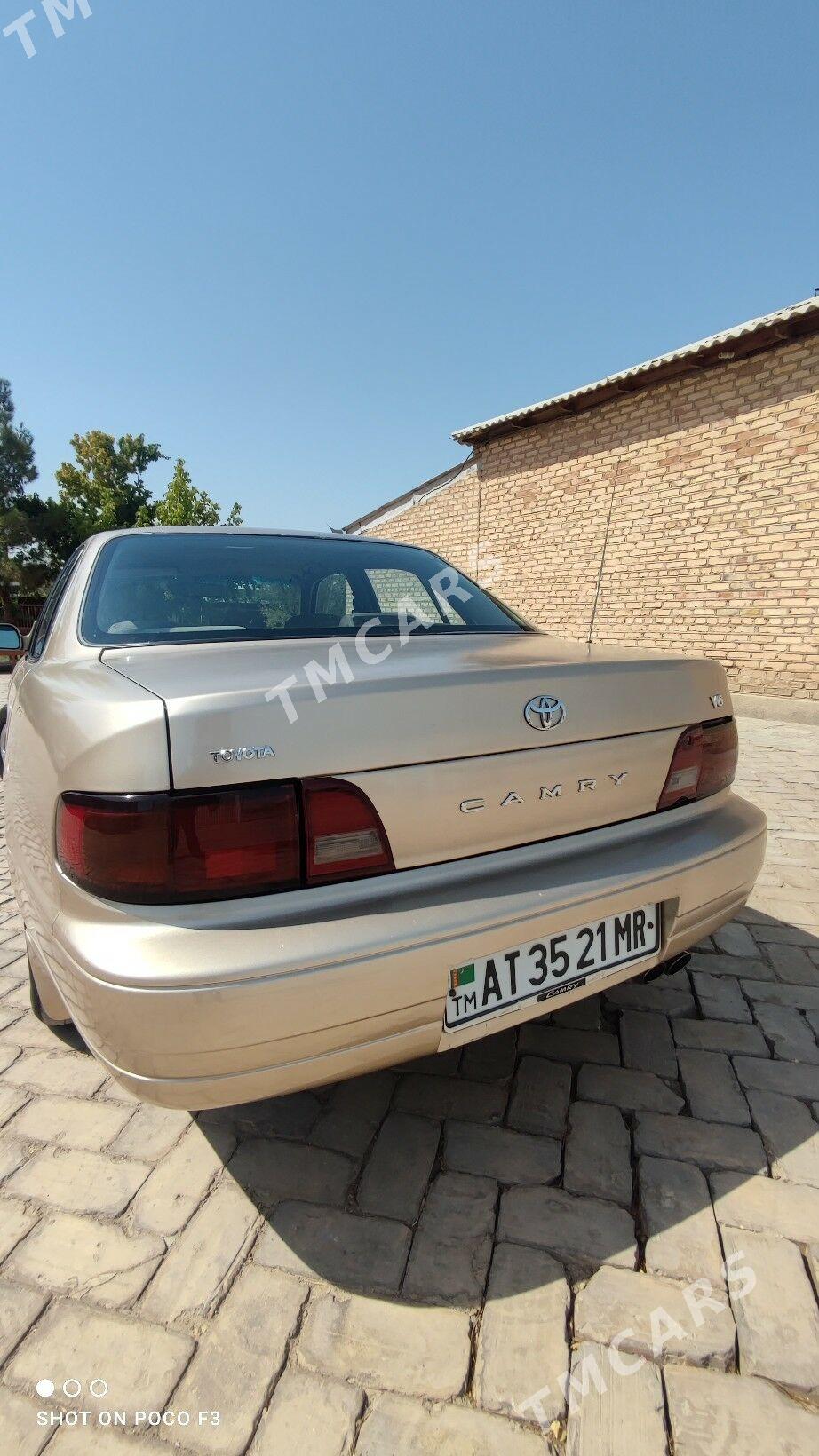 Toyota Camry 1996 - 73 000 TMT - Байрамали - img 1