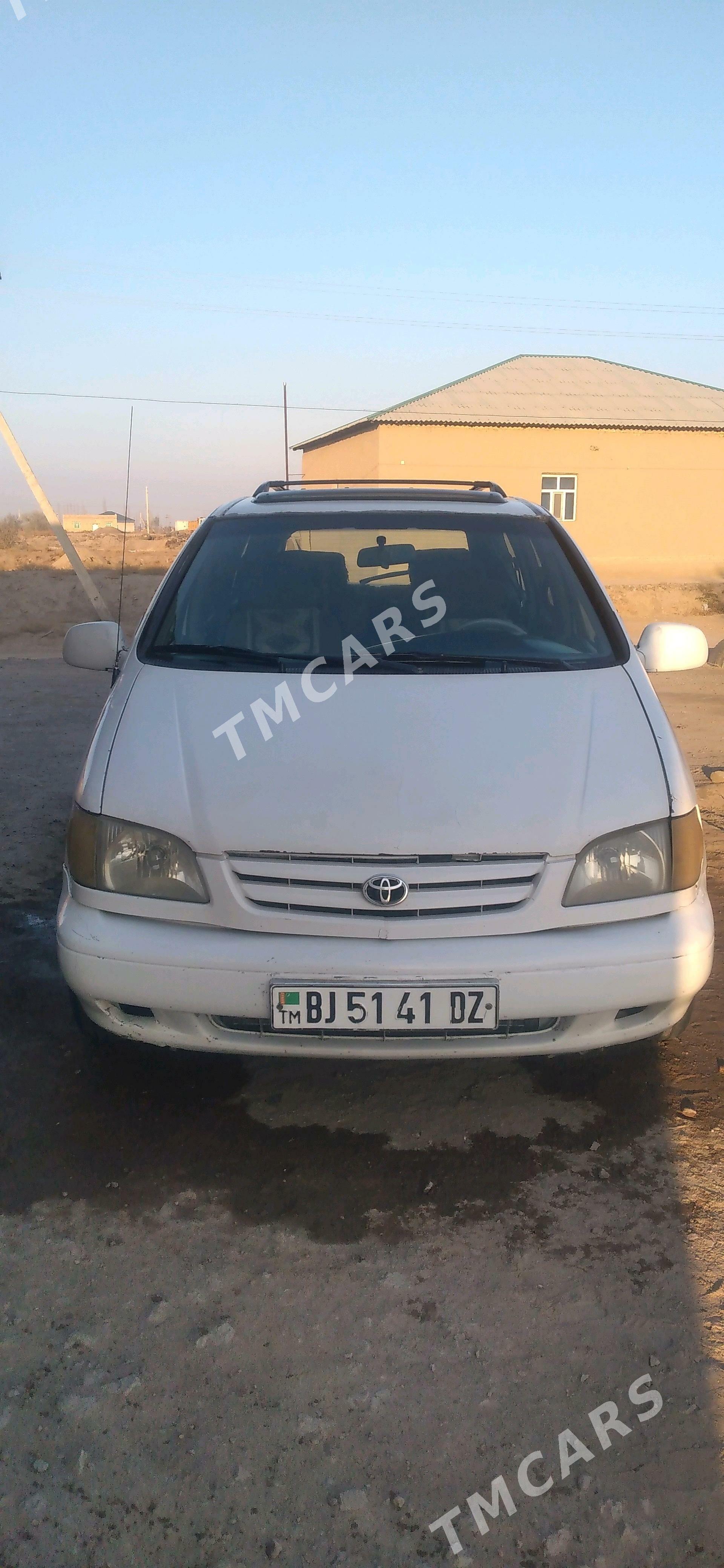 Toyota Sienna 1998 - 120 000 TMT - Gubadag - img 1