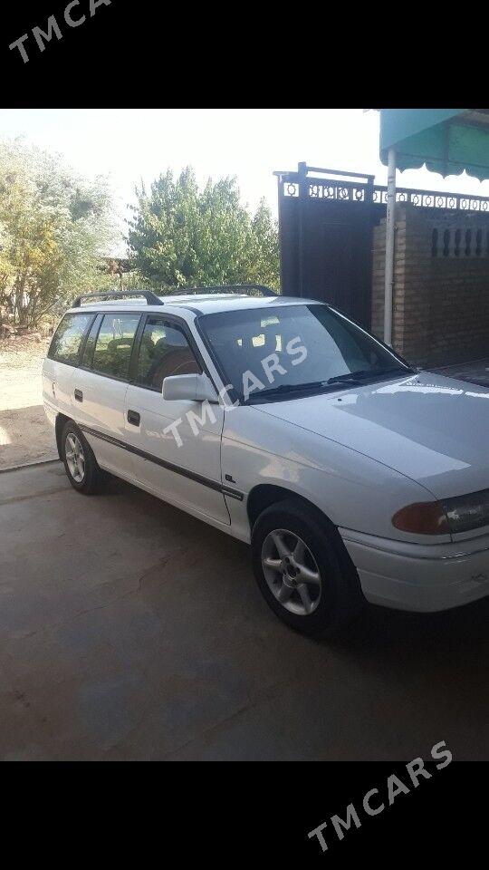 Opel Astra 1991 - 42 000 TMT - Мары - img 5