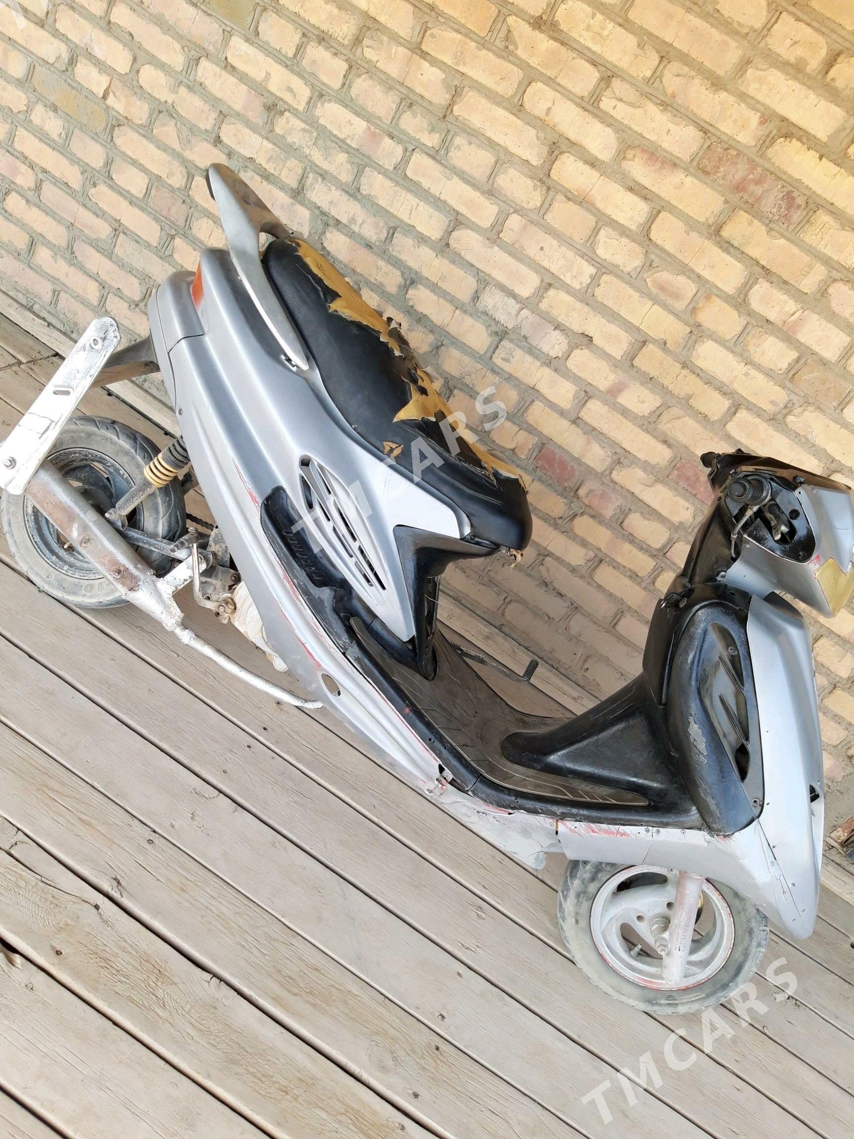 Fekon FK150-8G 2010 - 4 000 TMT - Çärjew - img 2