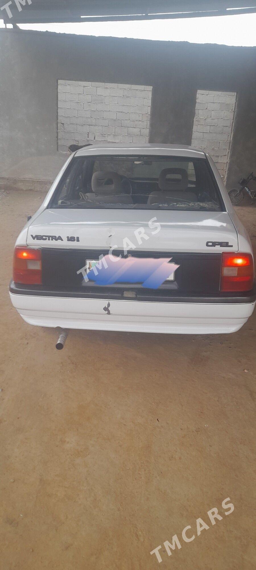 Opel Vectra 1989 - 26 000 TMT - Ak bugdaý etraby - img 1