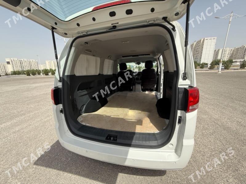 Toyota Hiace 2023 - 320 000 TMT - Ашхабад - img 4