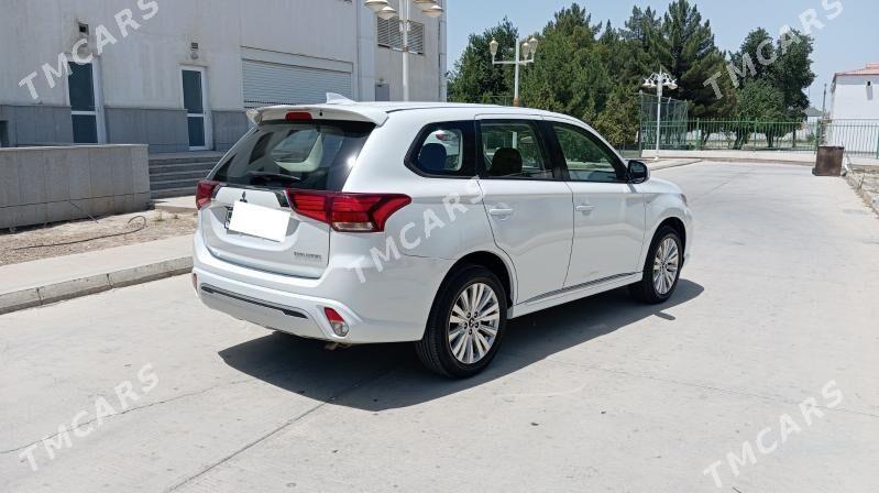 Mitsubishi Outlander 2023 - 280 000 TMT - Howdan "W" - img 7
