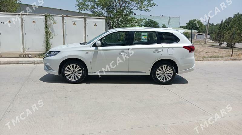 Mitsubishi Outlander 2023 - 280 000 TMT - Howdan "W" - img 4