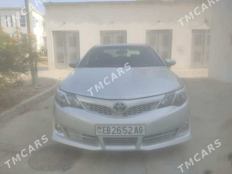 Toyota Camry 2013 - 225 000 TMT - Parahat 8 - img 2