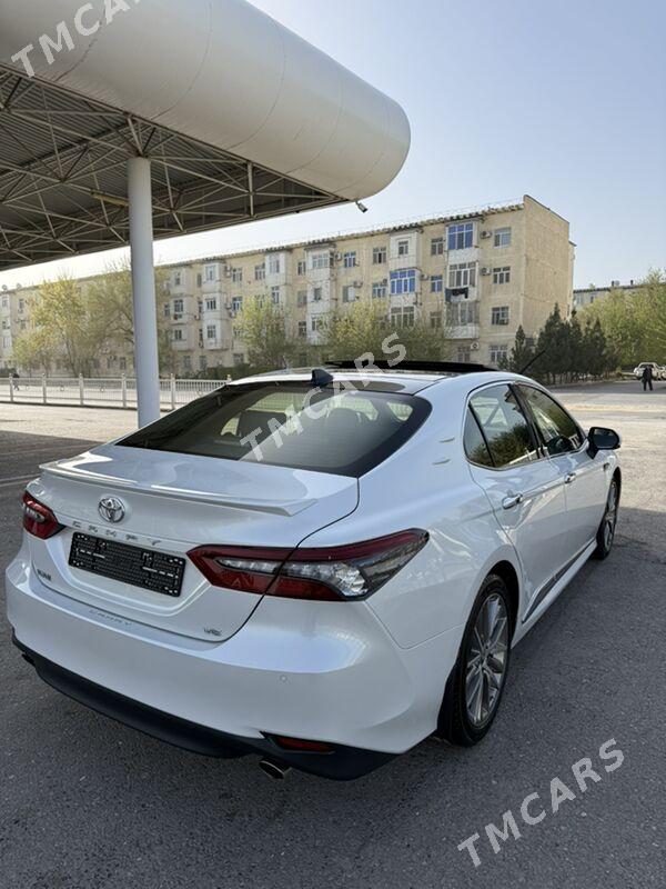 Toyota Camry 2022 - 650 000 TMT - Aşgabat - img 3