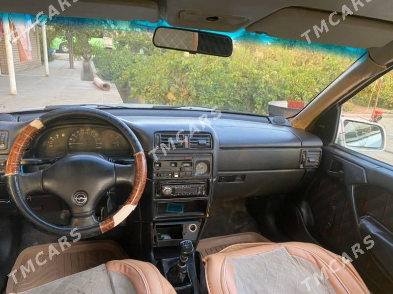 Opel Vectra 1992 - 19 000 TMT - Murgap - img 4