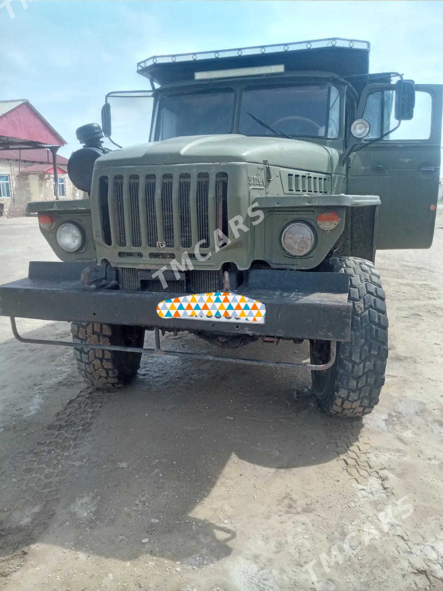 Ural 5557 1990 - 150 000 TMT - Balkanabat - img 2