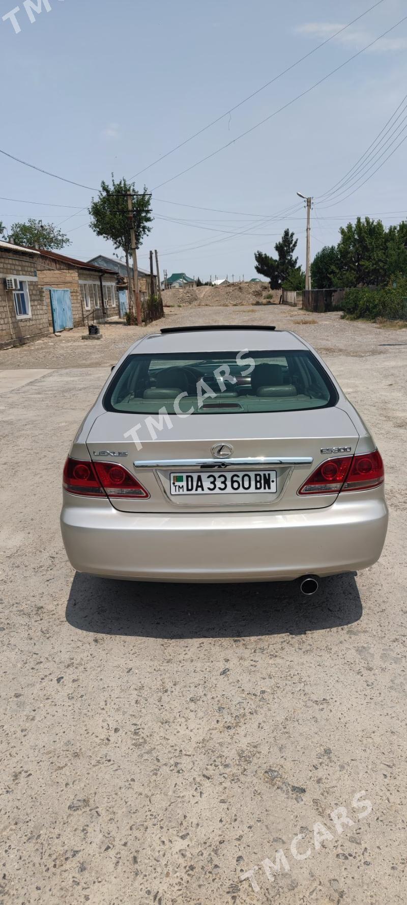 Lexus ES 300 2003 - 158 000 TMT - Gyzylarbat - img 3