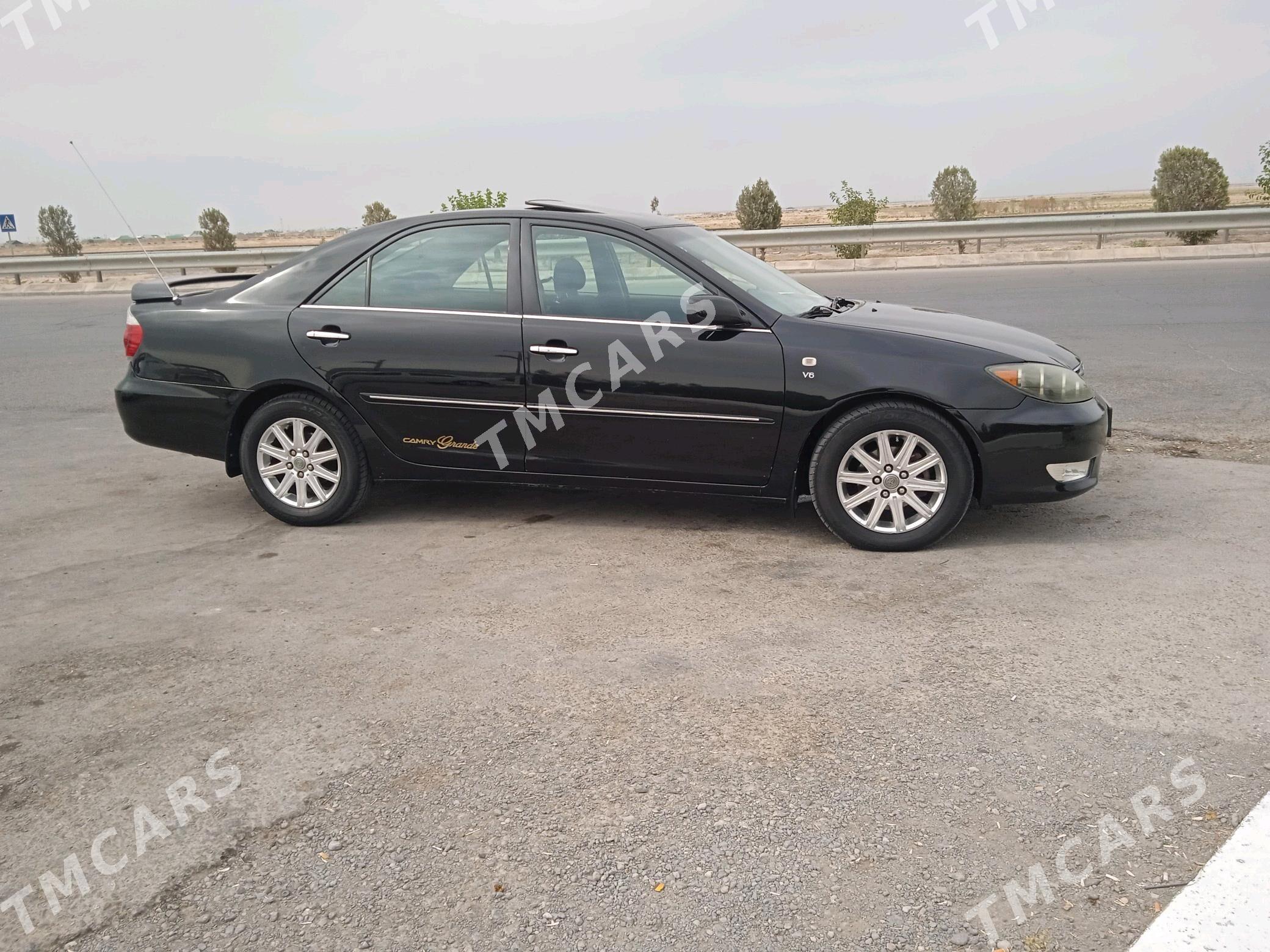 Toyota Camry 2005 - 150 000 TMT - Гызыларбат - img 1