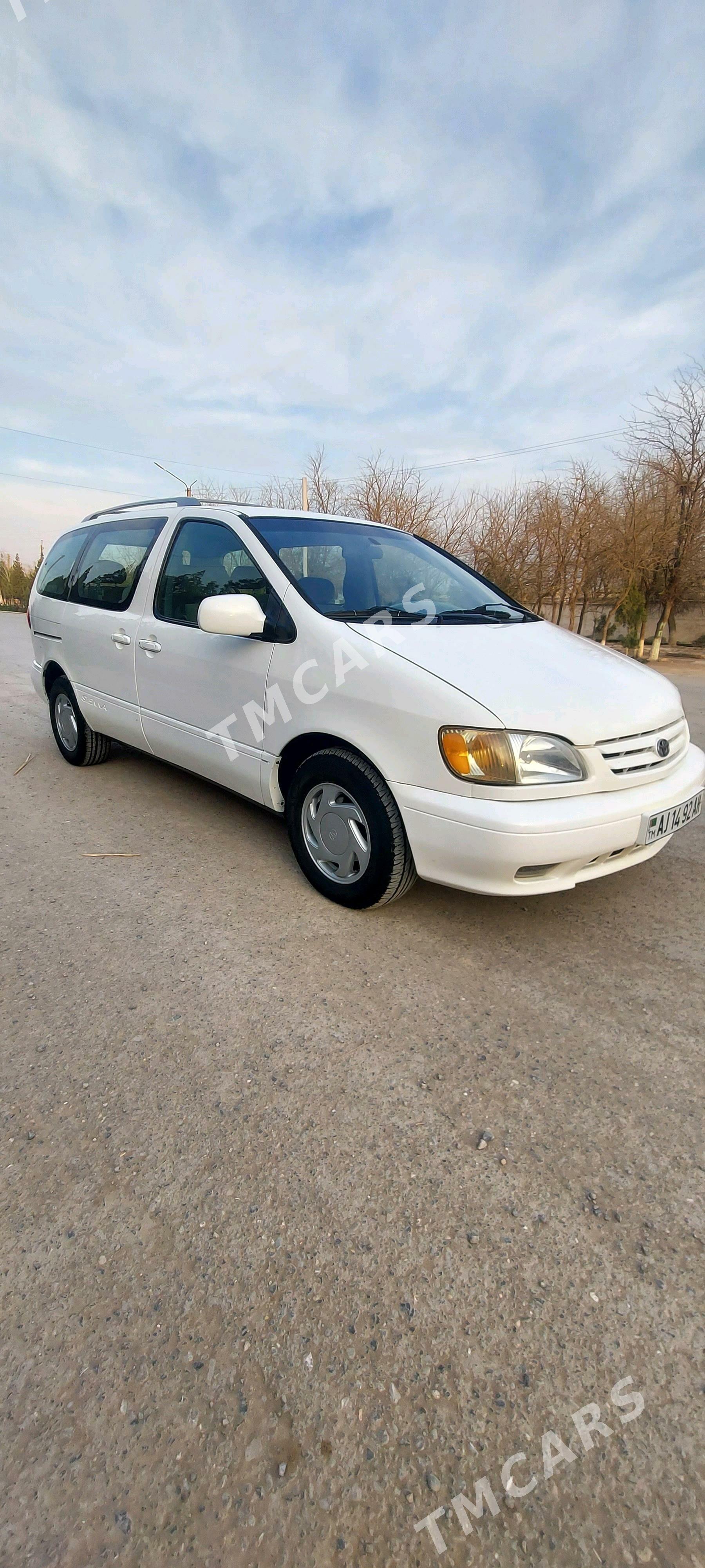 Toyota Sienna 2002 - 170 000 TMT - Tejen - img 3