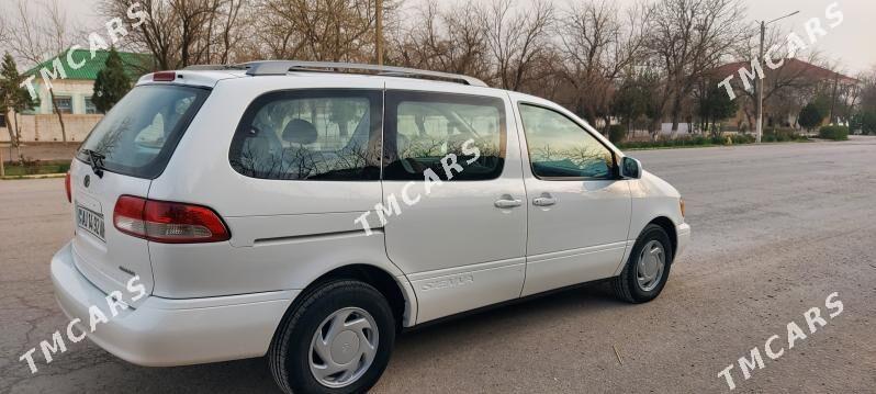 Toyota Sienna 2002 - 170 000 TMT - Tejen - img 4