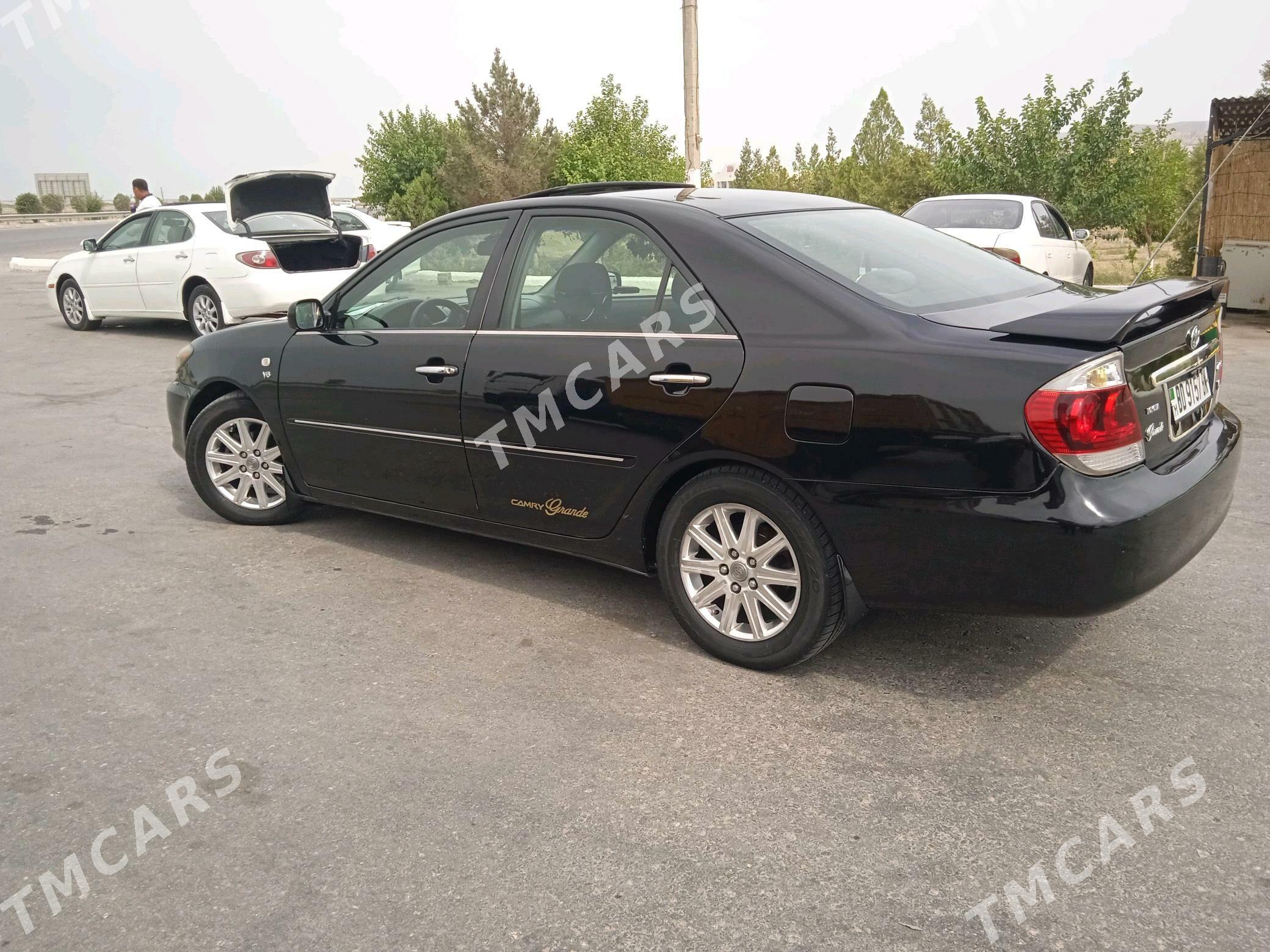 Toyota Camry 2005 - 150 000 TMT - Гызыларбат - img 2