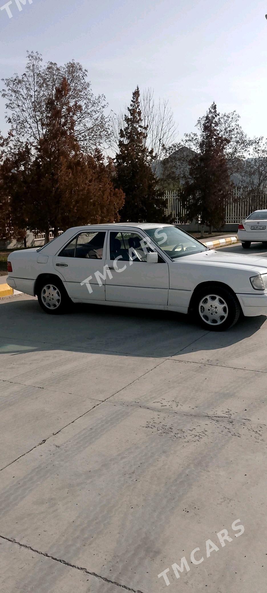 Mercedes-Benz 230E 1992 - 30 000 TMT - Гёкдепе - img 1