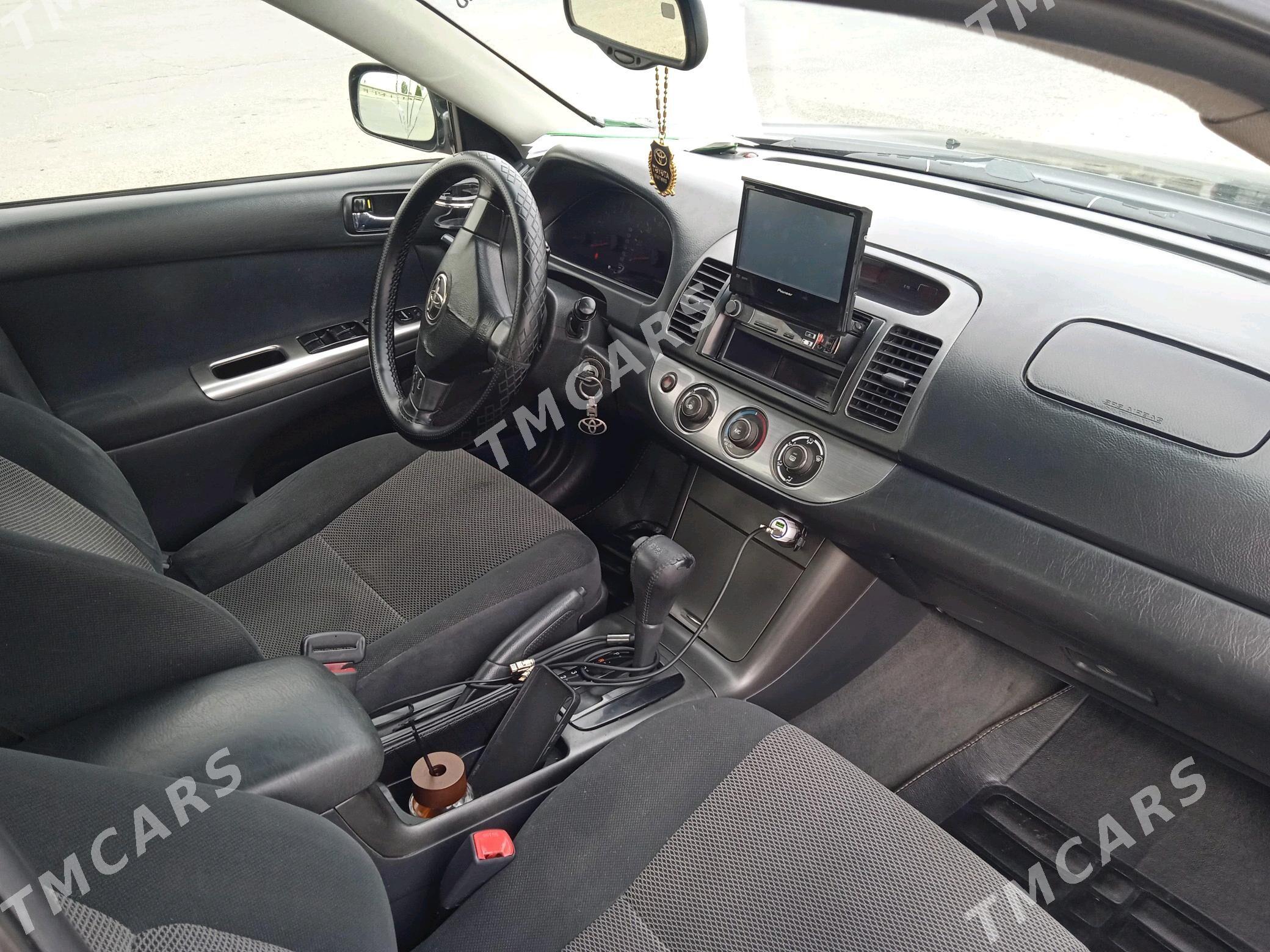 Toyota Camry 2005 - 150 000 TMT - Гызыларбат - img 3
