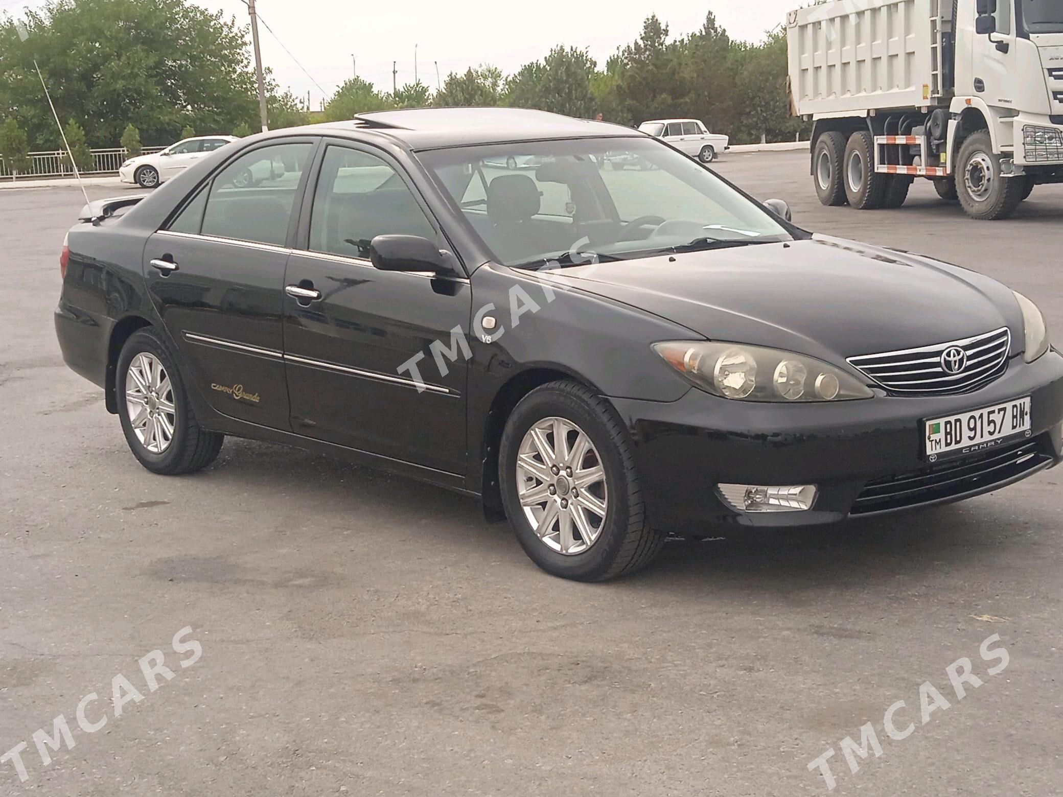 Toyota Camry 2005 - 150 000 TMT - Гызыларбат - img 4