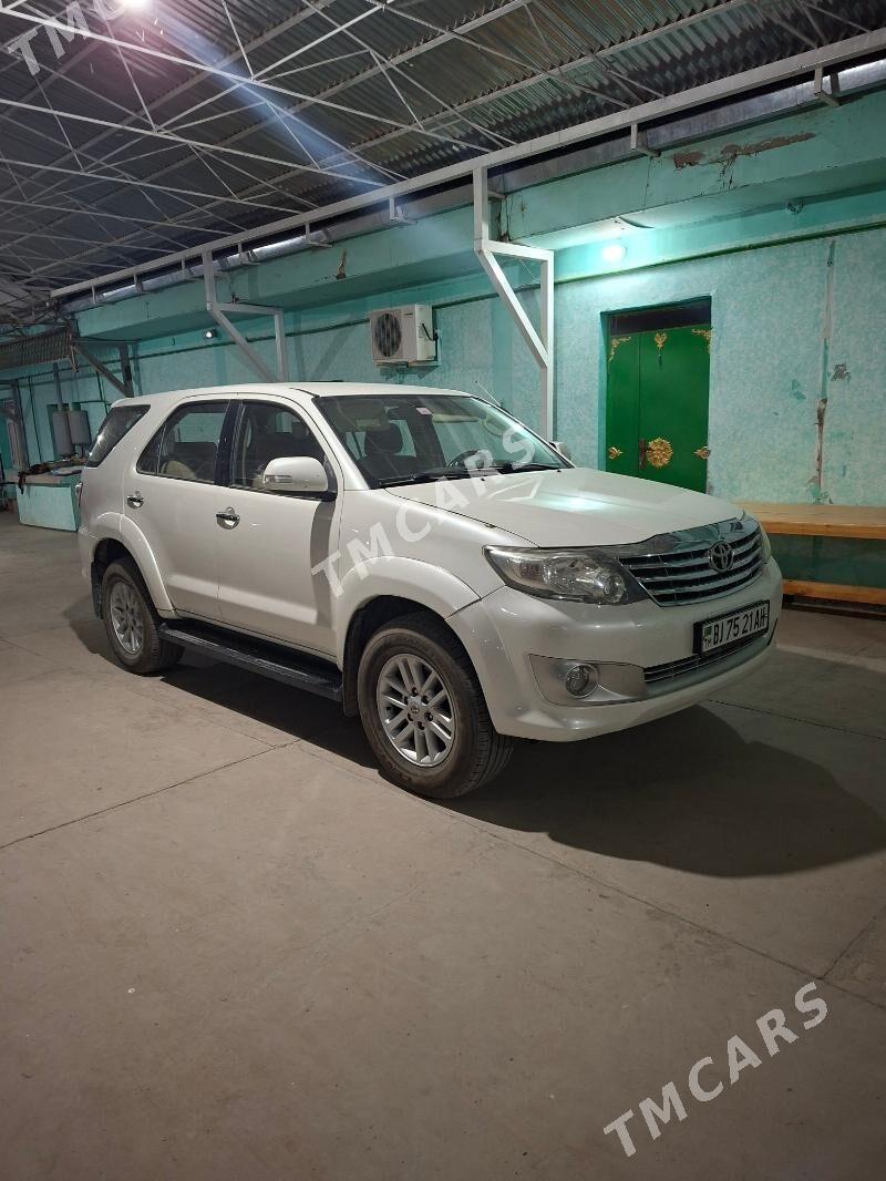 Toyota Fortuner 2012 - 280 000 TMT - Кака - img 2
