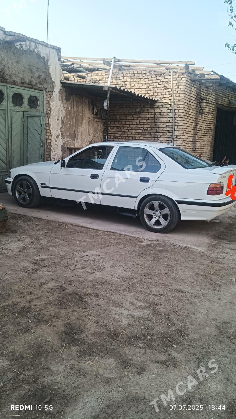 BMW 320 1992 - 30 000 TMT - Daşoguz - img 4