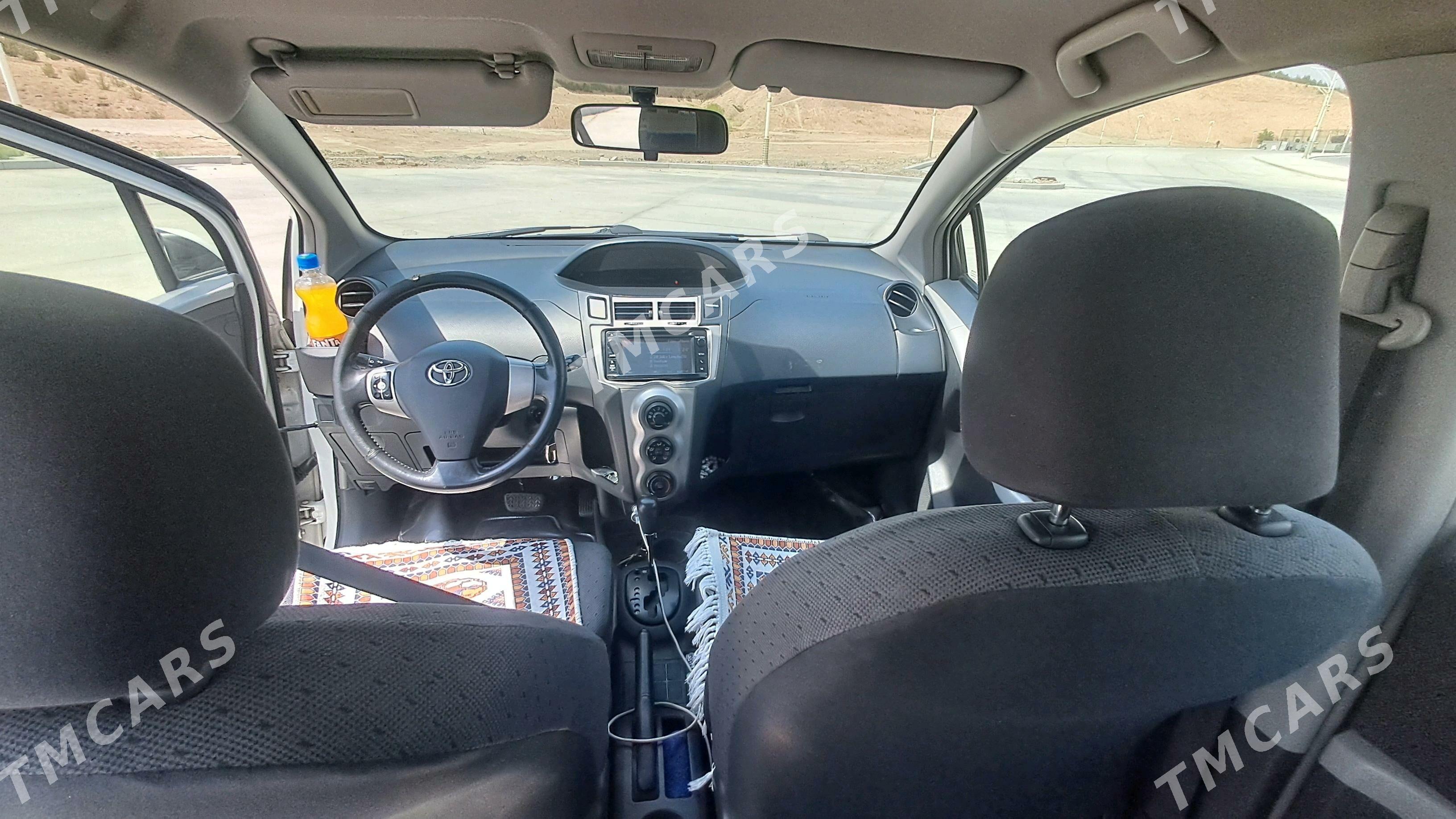 Toyota Yaris 2011 - 132 000 TMT - Parahat 7 - img 5
