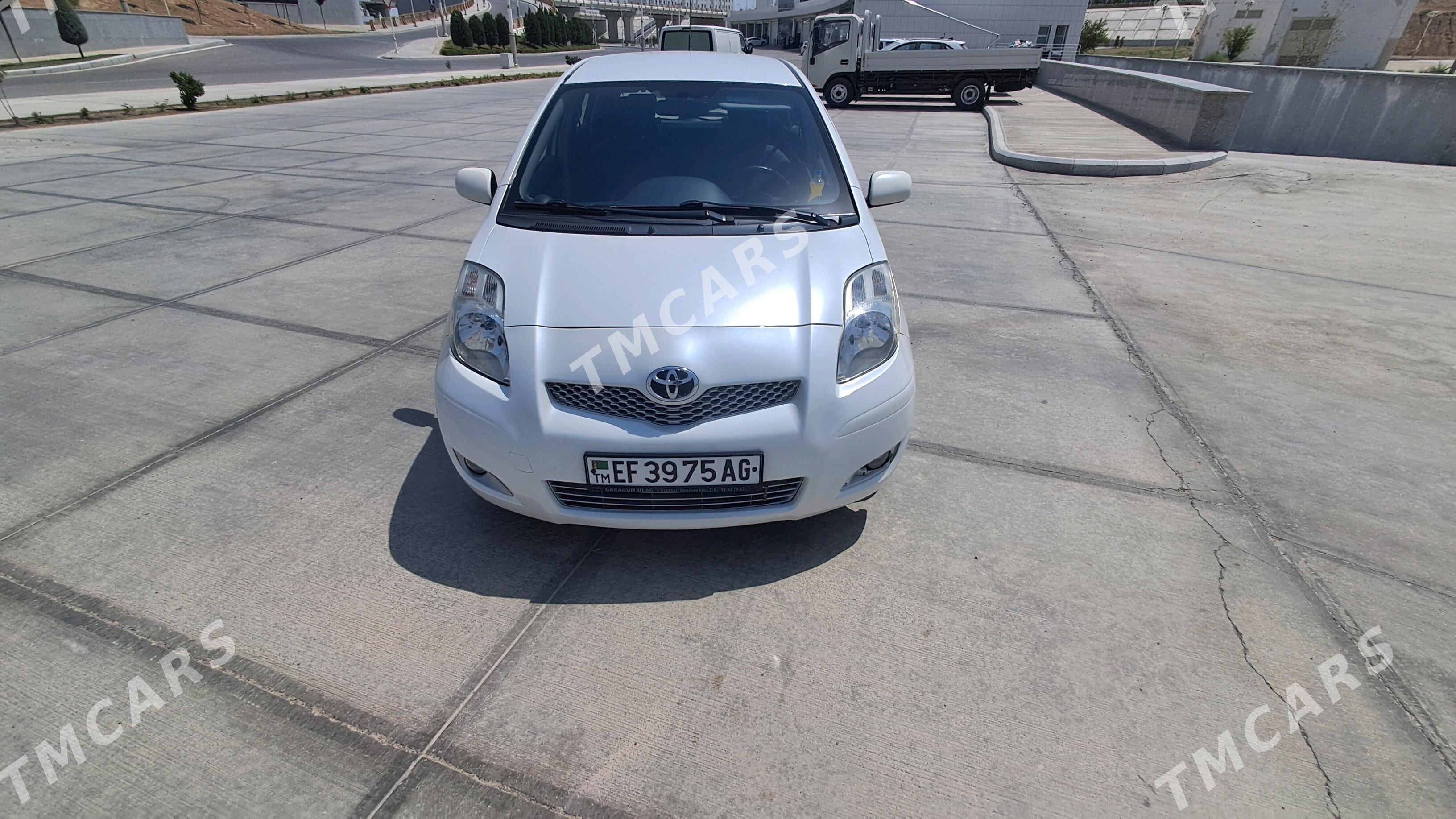 Toyota Yaris 2011 - 132 000 TMT - Parahat 7 - img 1