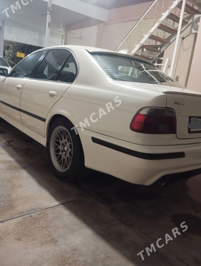 BMW E39 2001 - 107 000 TMT - Bäherden - img 2