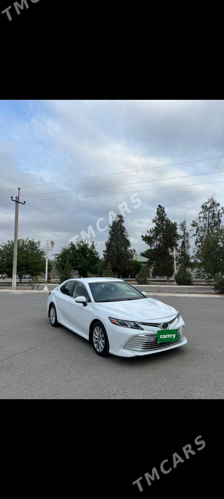 Toyota Camry 2019 - 320 000 TMT - Aşgabat - img 9