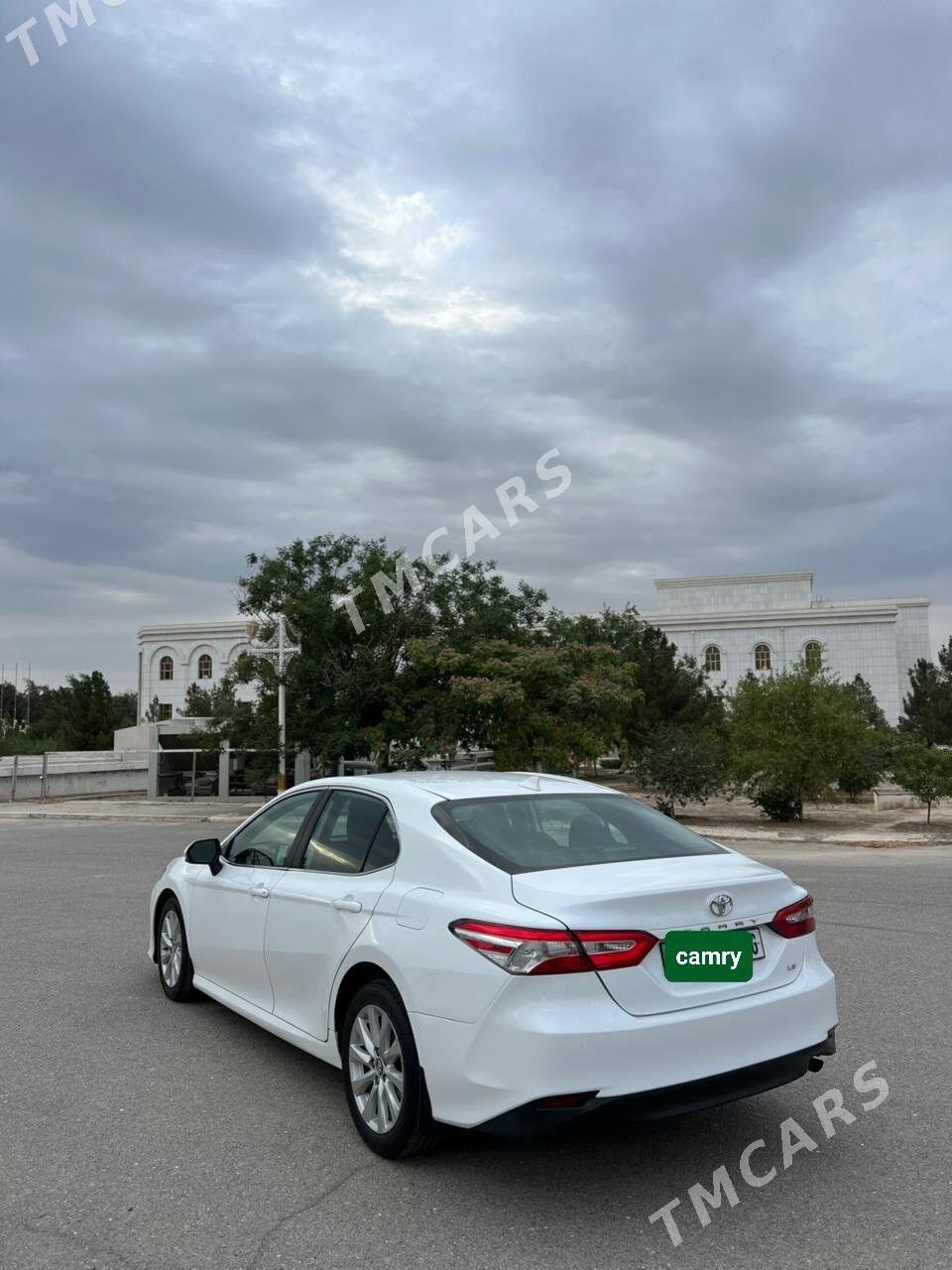 Toyota Camry 2019 - 320 000 TMT - Aşgabat - img 4