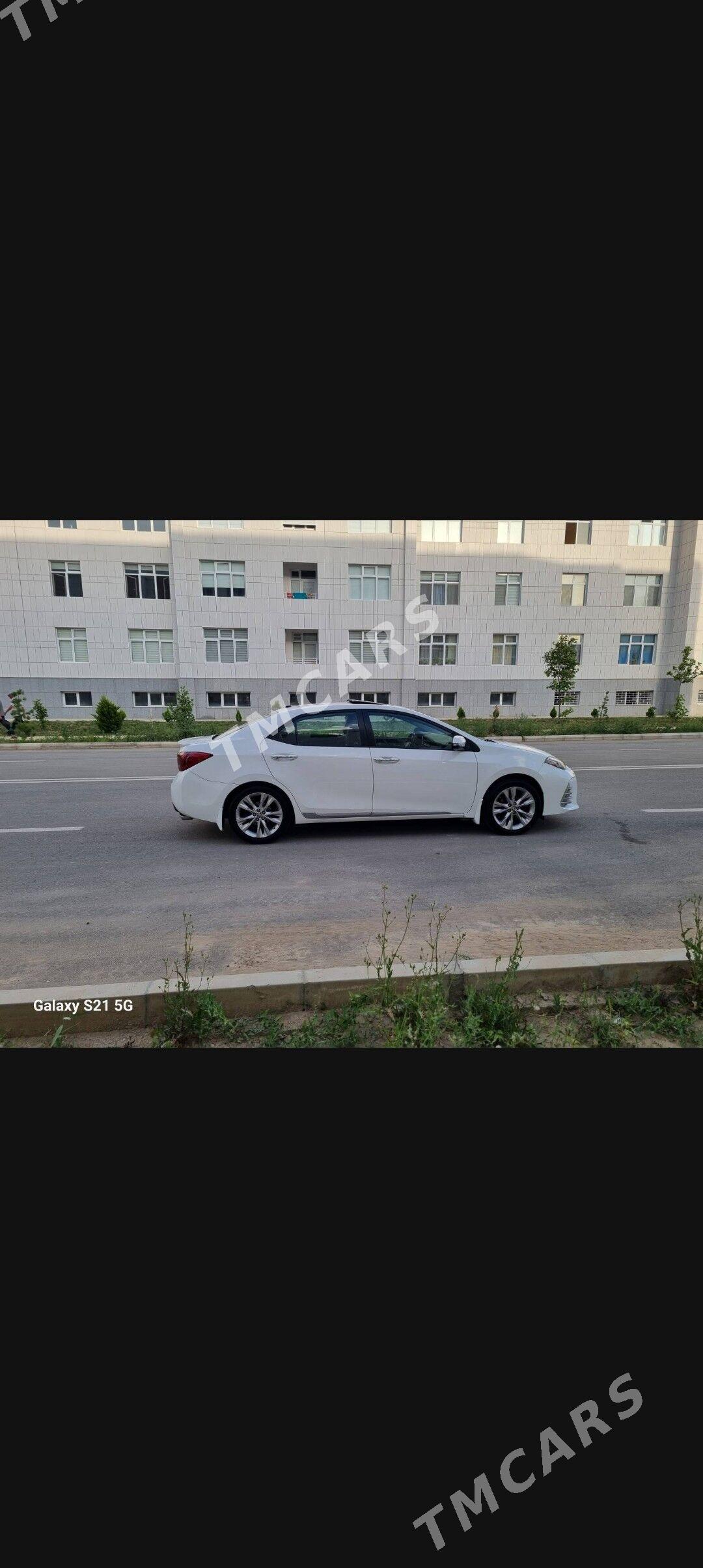 Toyota Corolla 2018 - 225 000 TMT - Ашхабад - img 4