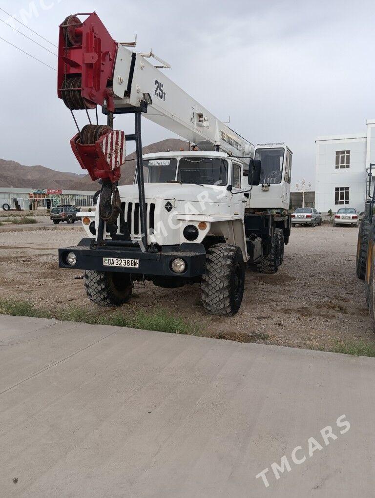 Ural 5557 2005 - 4 600 000 TMT - Балканабат - img 2