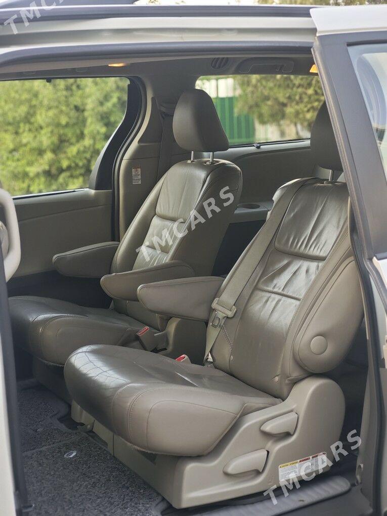Toyota Sienna 2016 - 438 000 TMT - Aşgabat - img 6