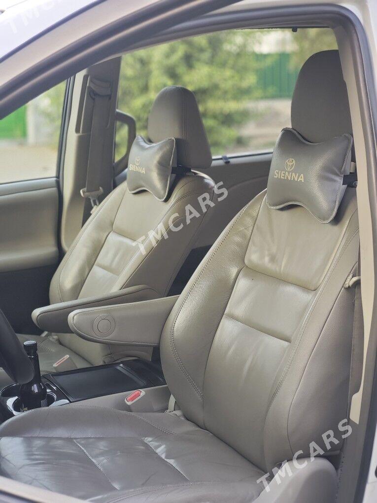 Toyota Sienna 2016 - 438 000 TMT - Aşgabat - img 8