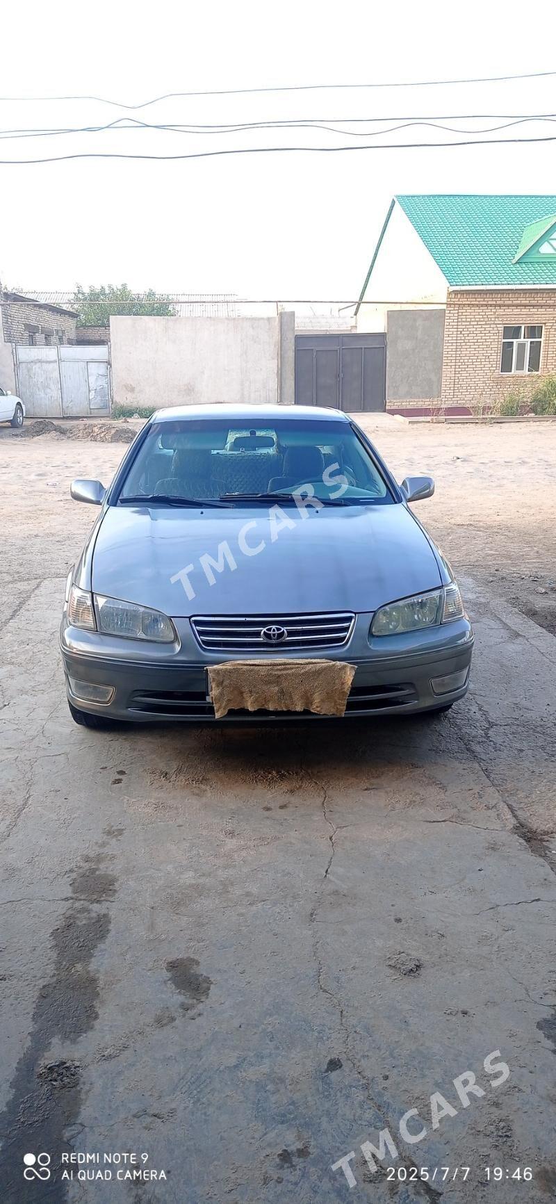 Toyota Camry 2001 - 125 000 TMT - Köneürgenç - img 1