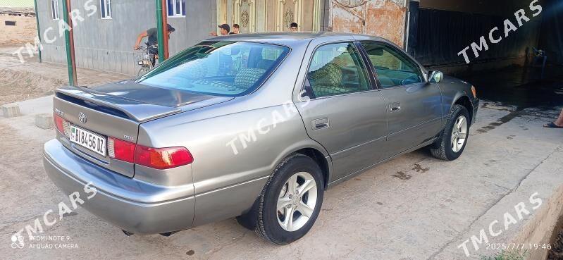 Toyota Camry 2001 - 125 000 TMT - Köneürgenç - img 5