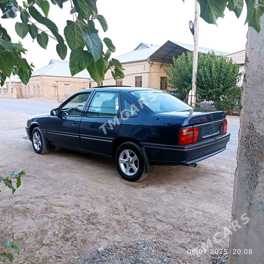Opel Vectra 1993 - 33 000 TMT - Мургап - img 2