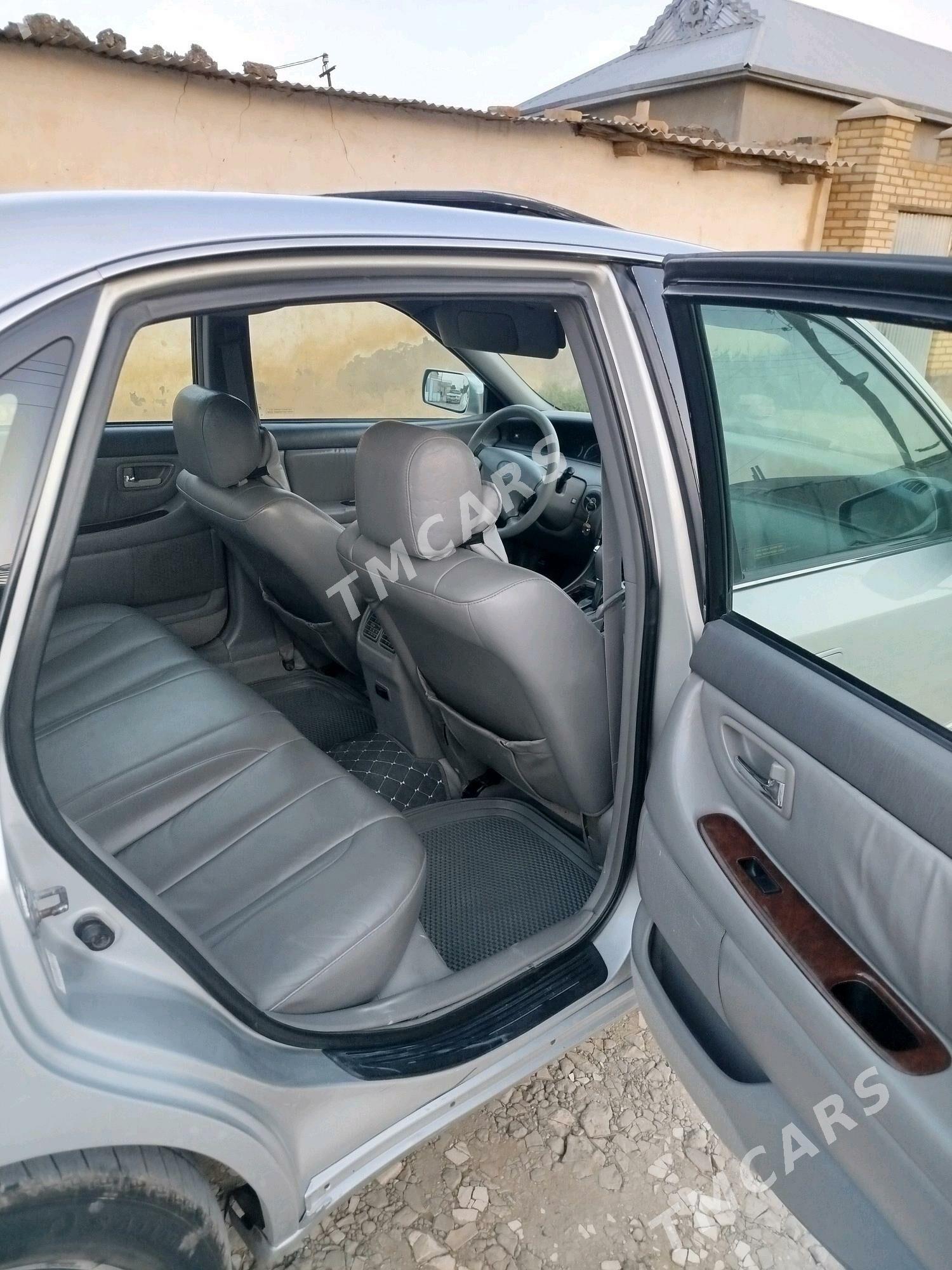Toyota Avalon 2000 - 150 000 TMT - Mary - img 3