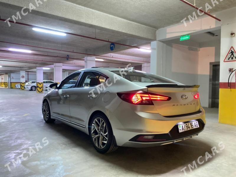 Hyundai Elantra 2019 - 245 000 TMT - Мир 2 - img 3