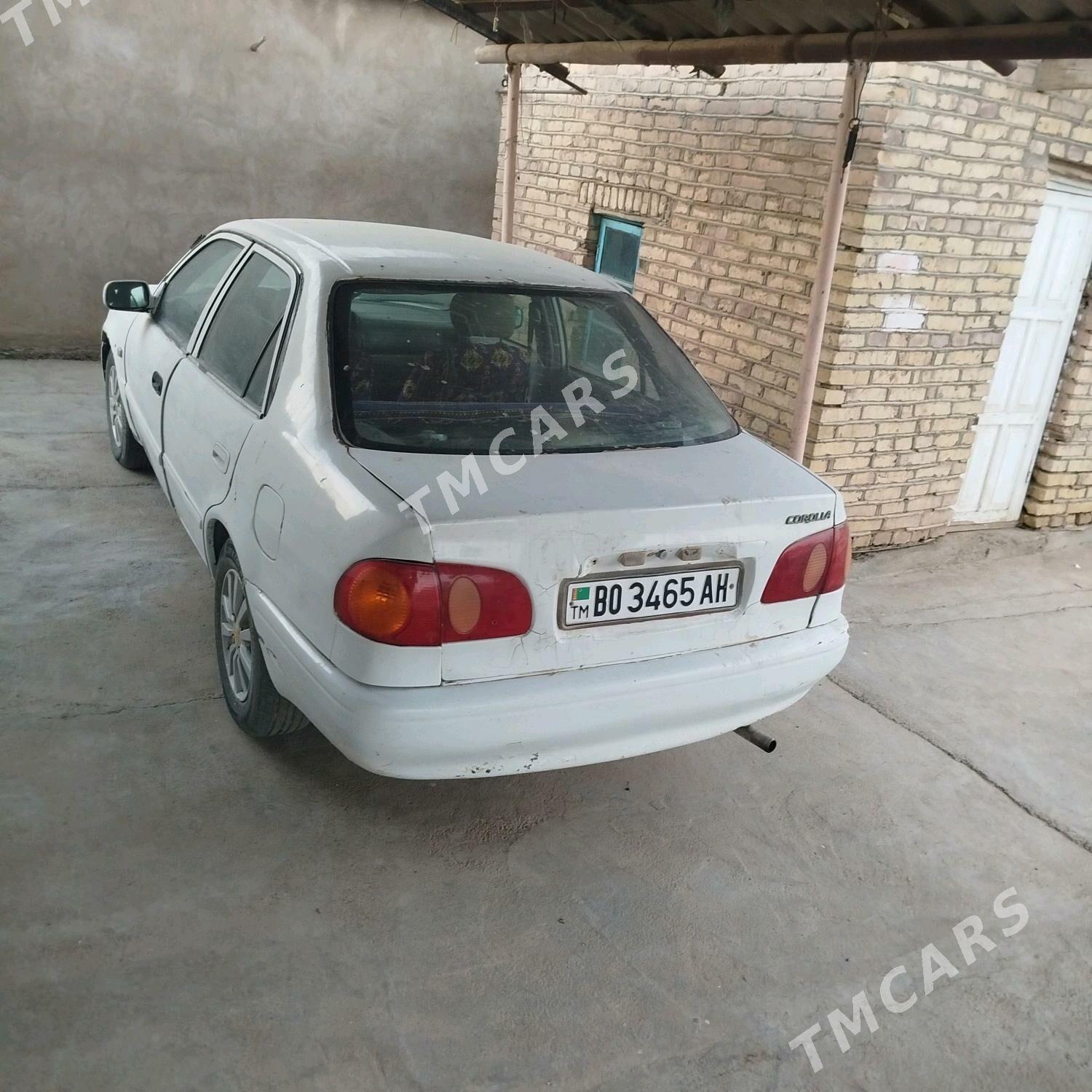 Toyota Corolla 2000 - 38 000 TMT - Теджен - img 4
