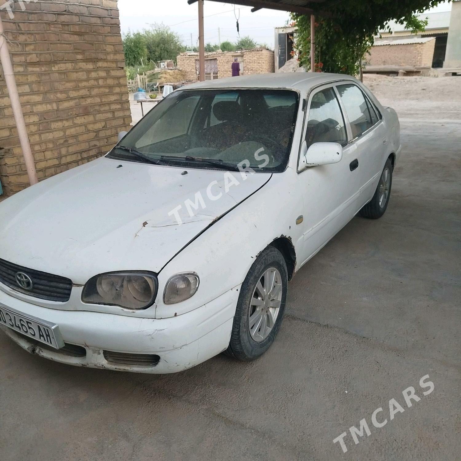 Toyota Corolla 2000 - 38 000 TMT - Теджен - img 6