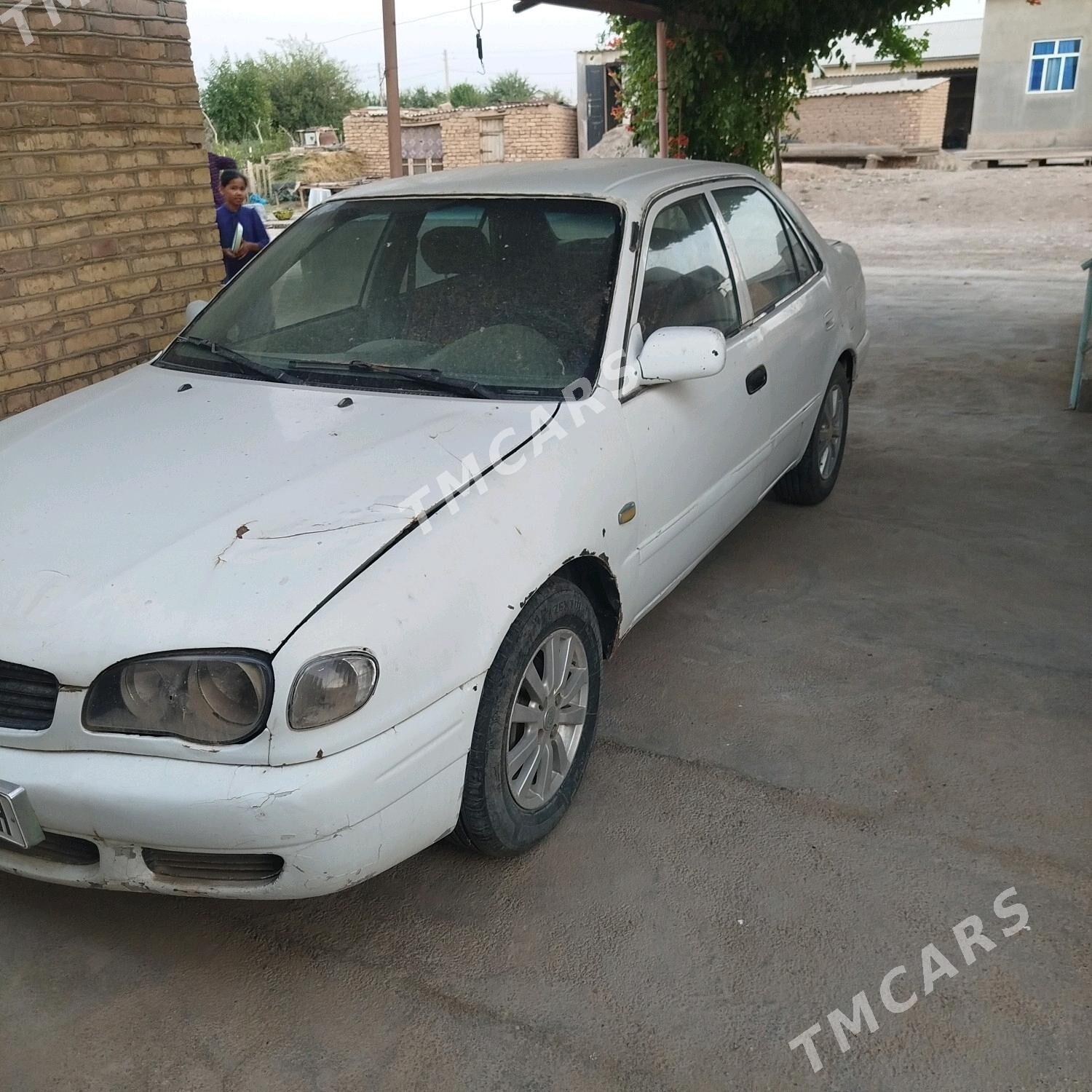 Toyota Corolla 2000 - 38 000 TMT - Теджен - img 3