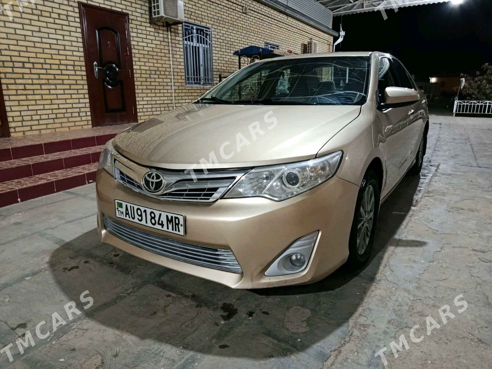 Toyota Camry 2011 - 210 000 TMT - Векильбазар - img 2