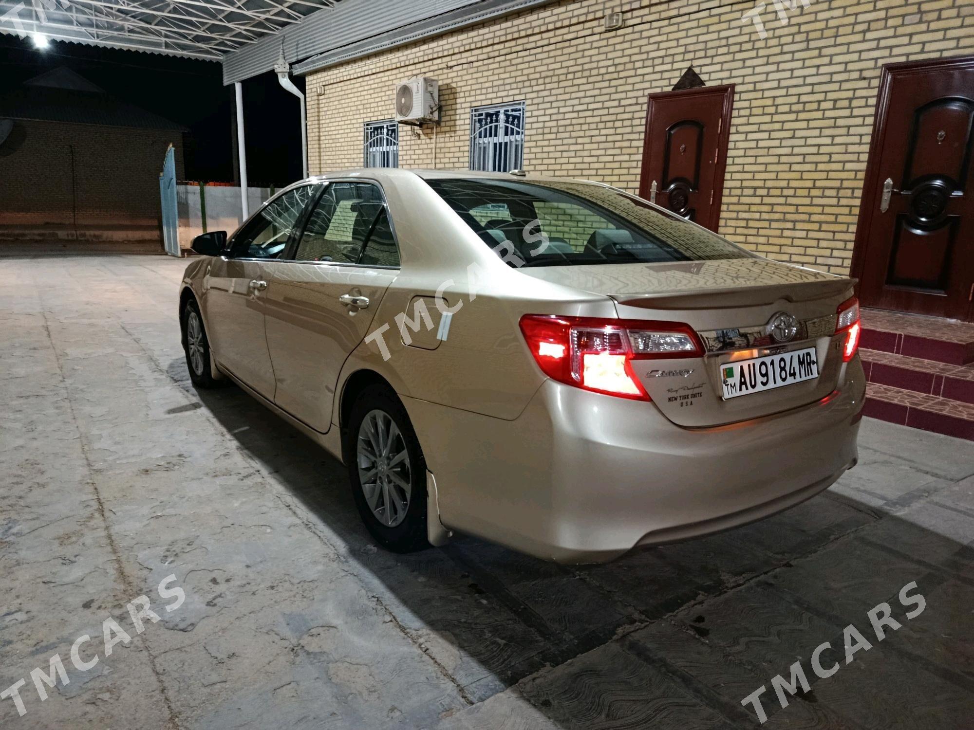 Toyota Camry 2011 - 210 000 TMT - Векильбазар - img 8