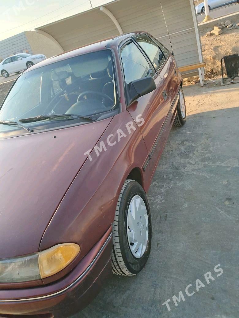 Opel Astra 1993 - 28 000 TMT - Мары - img 1