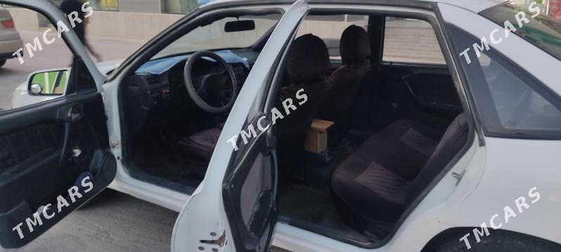 Opel Vectra 1992 - 42 000 TMT - Мары - img 1
